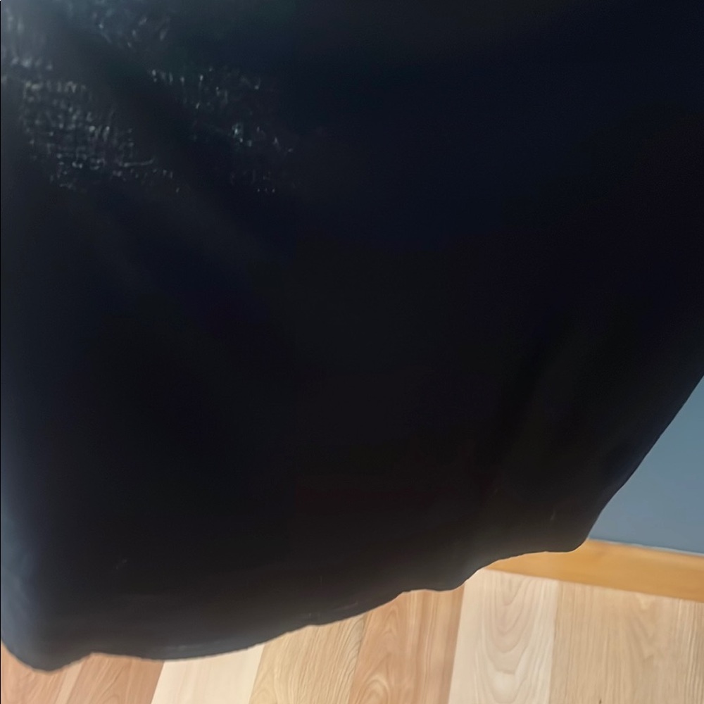 Elegant Black Wide-Leg Trousers - Picture 2 of 3